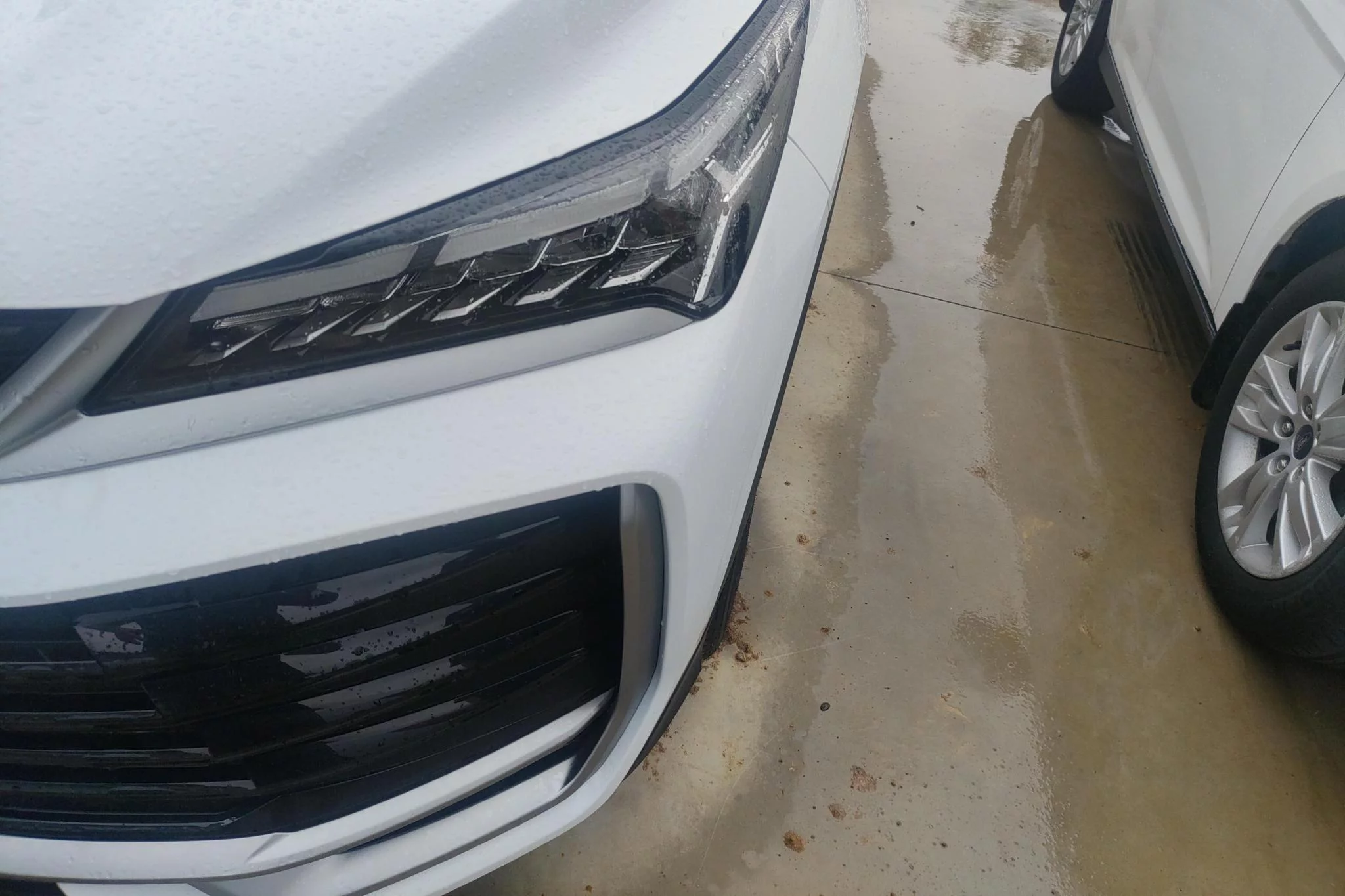 Geely Coolray SX11