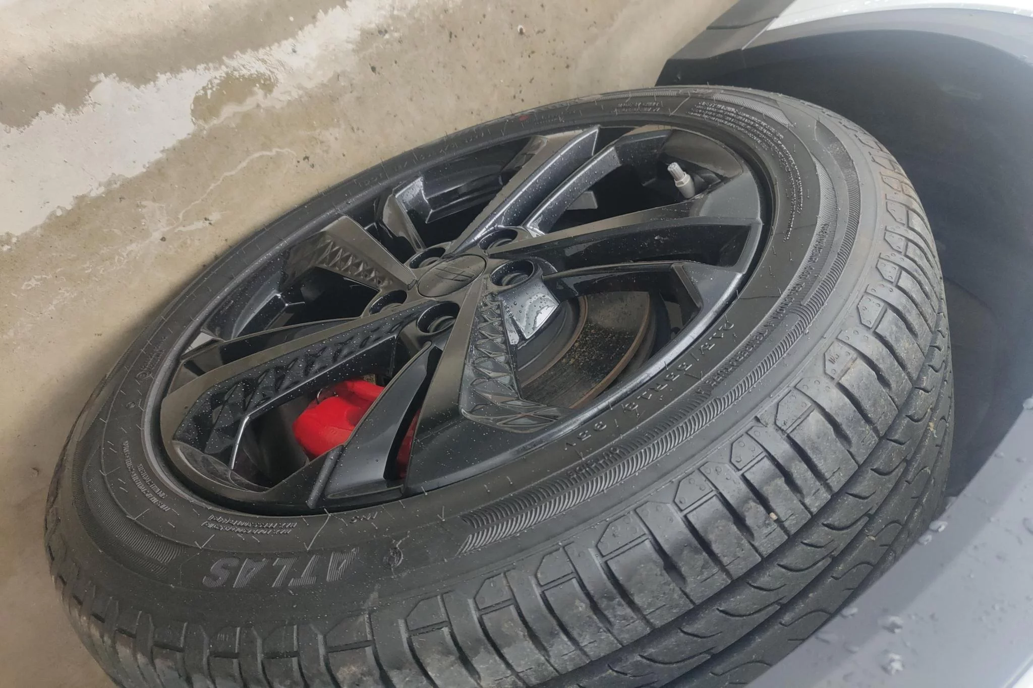 Geely Coolray SX11