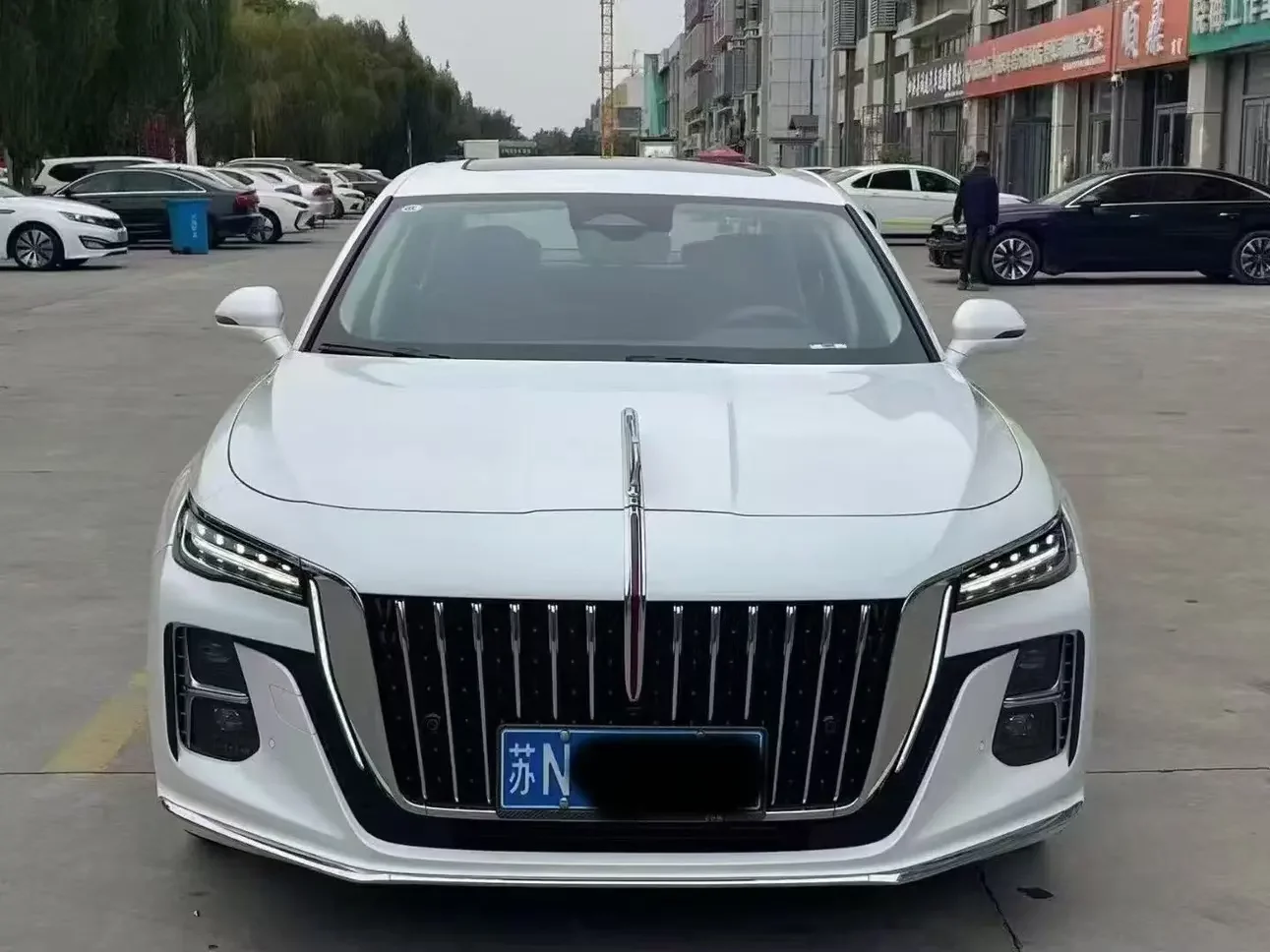Hongqi H5