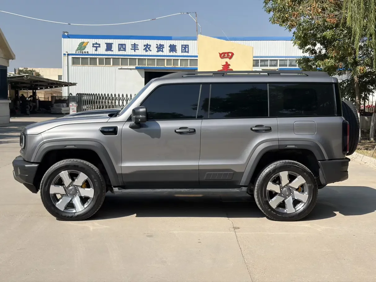 BAIC Beijing Off-road BJ40 Extended Range