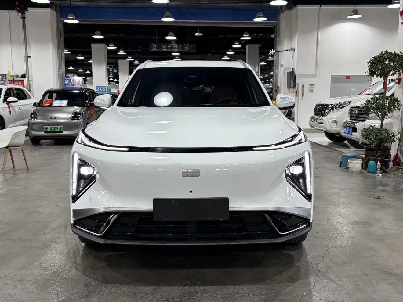 Geely Galaxy L7