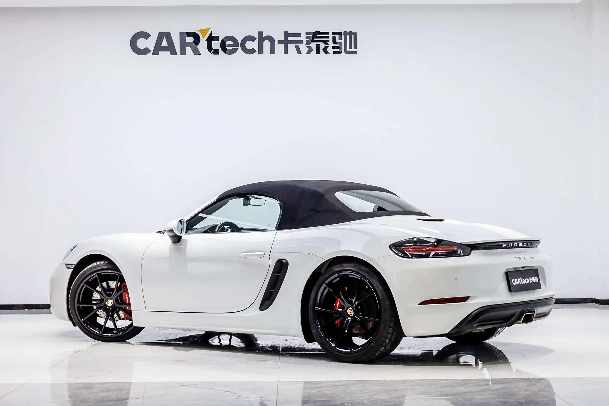 Porsche 718