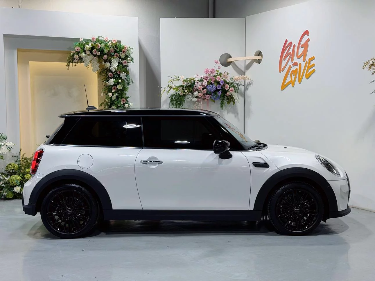 MINI MINI