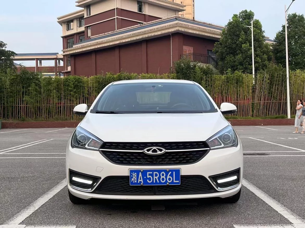 Chery Arrizo 5