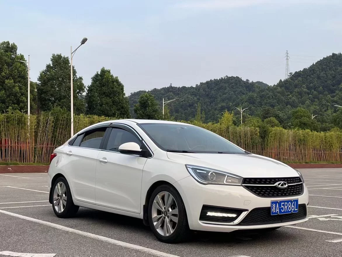 Chery Arrizo 5