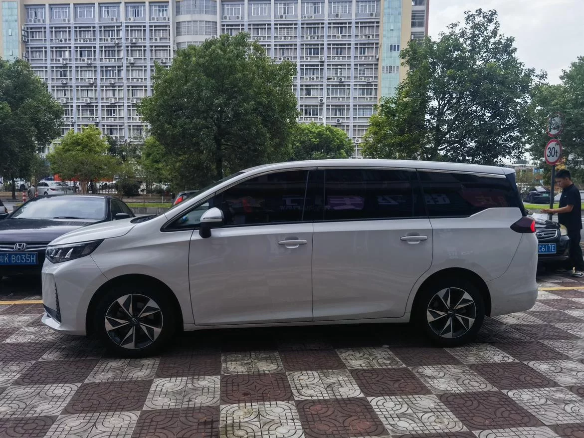 GAC Trumpchi M6
