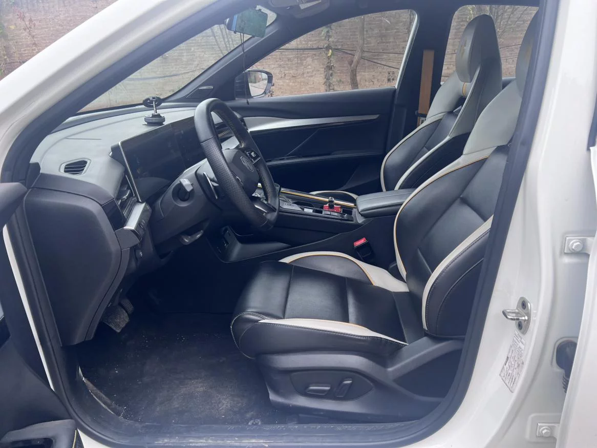 MG 5