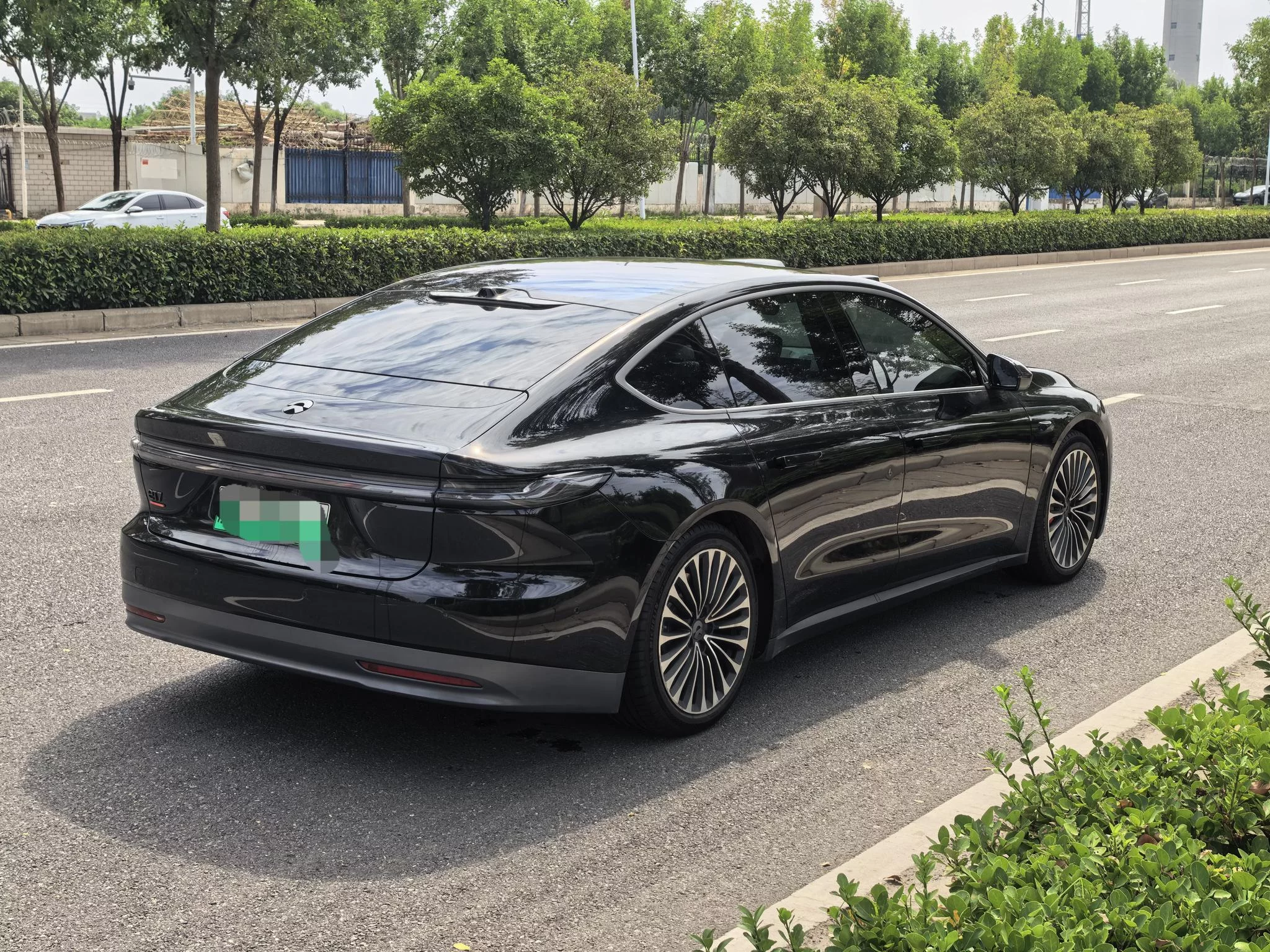 NIO ET7