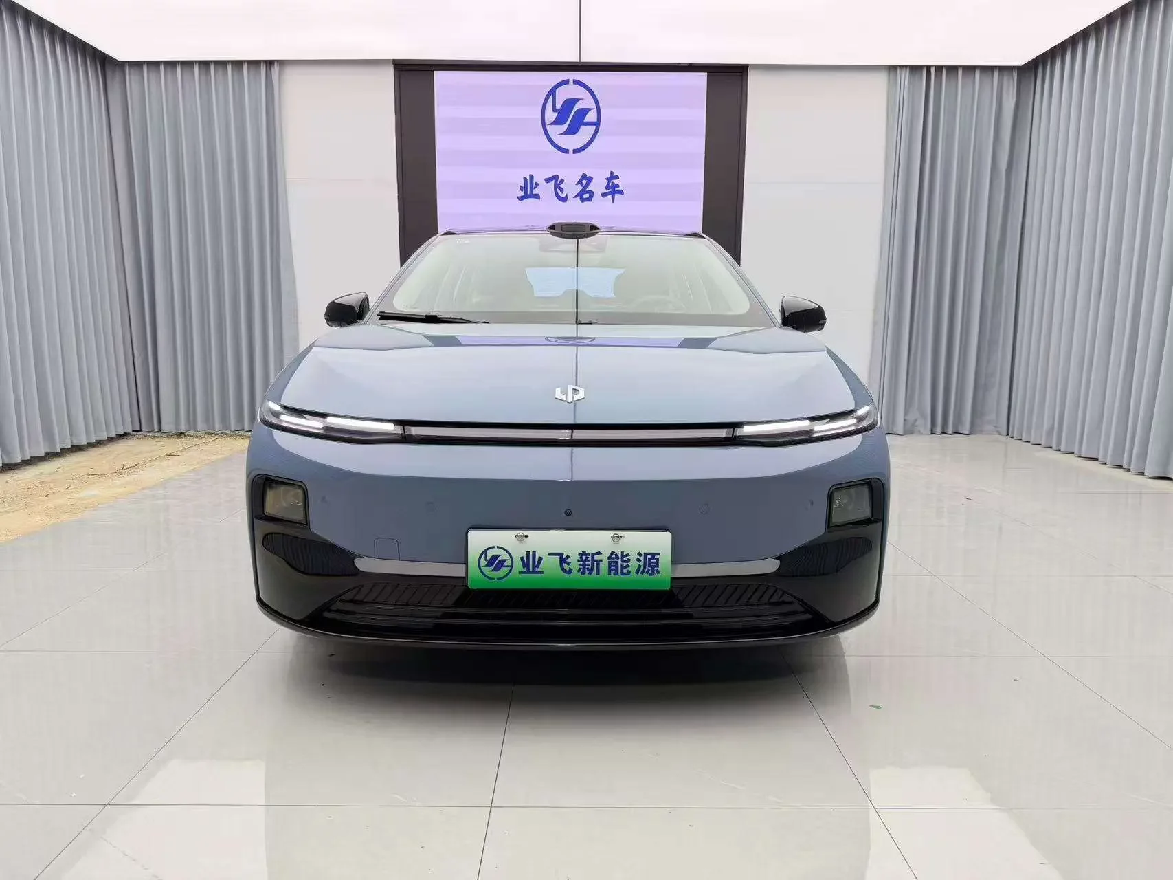Leapmotor B01