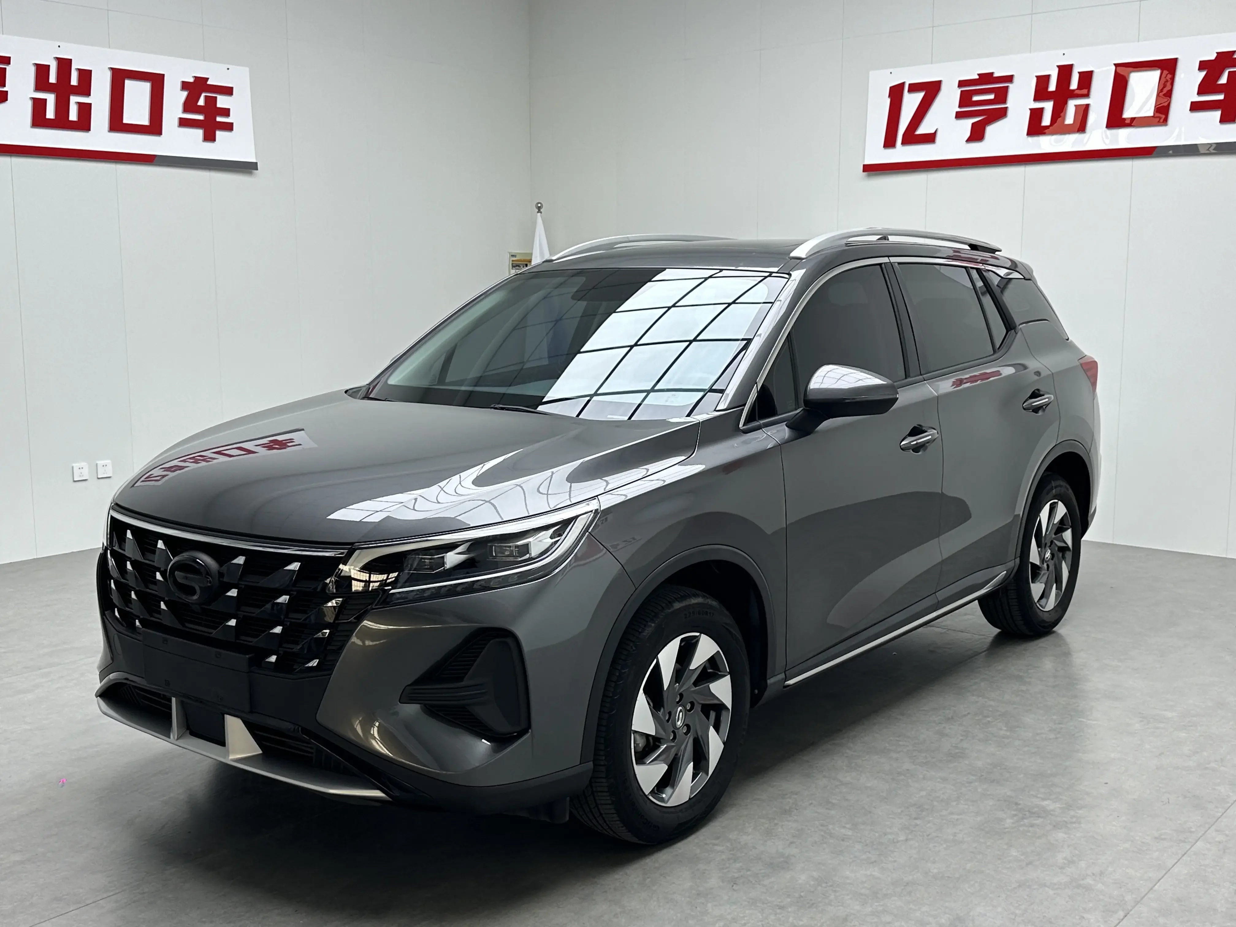 GAC Trumpchi GS4