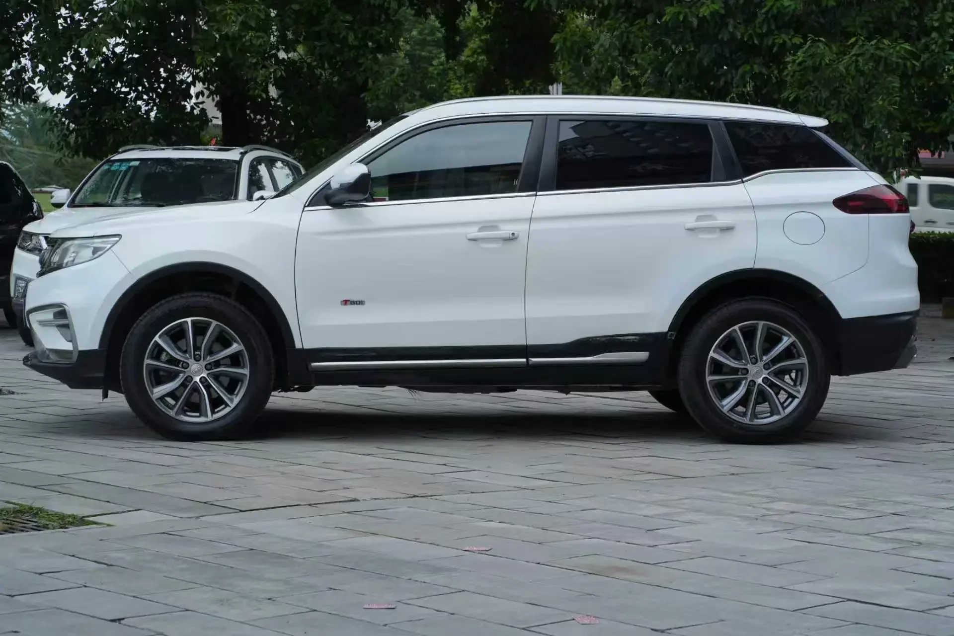 Geely Atlas