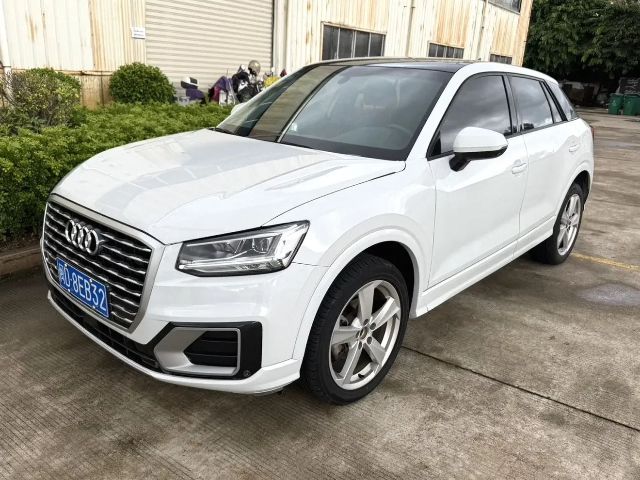 Audi Q2L