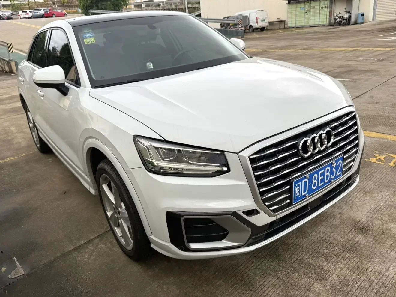 Audi Q2L