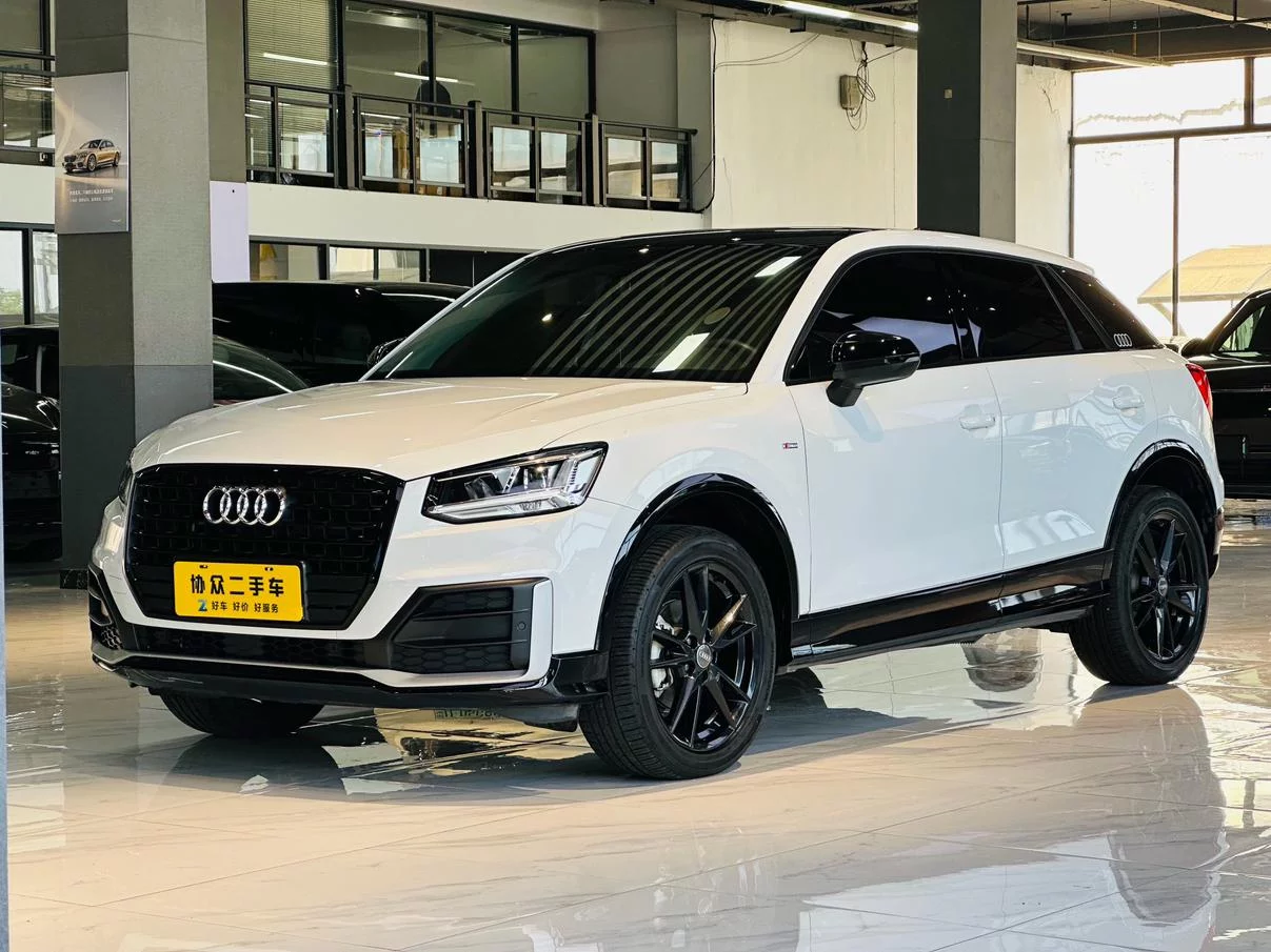 Audi Q2L