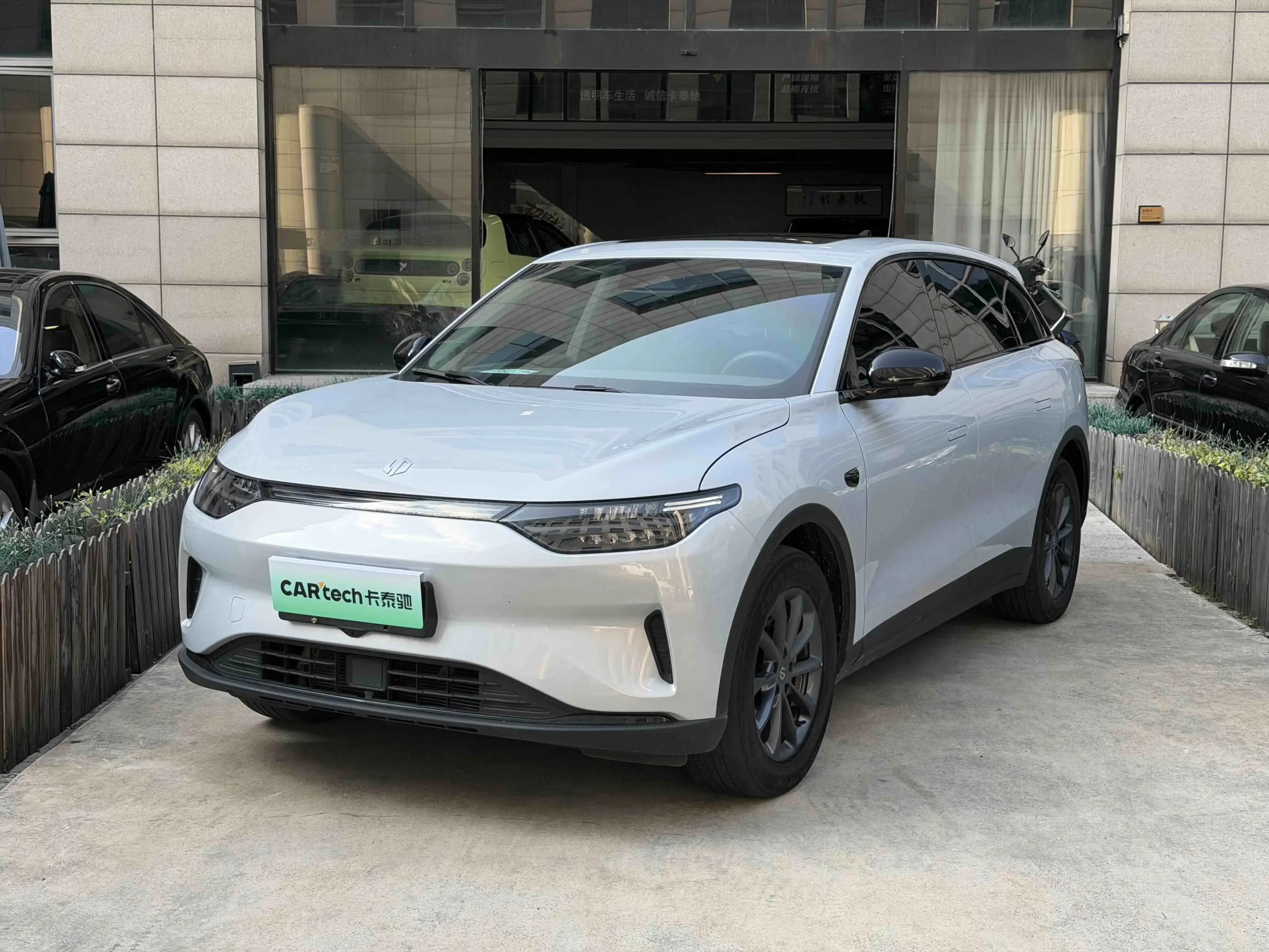 Leapmotor C11