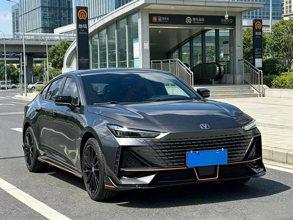 Changan UNI-V