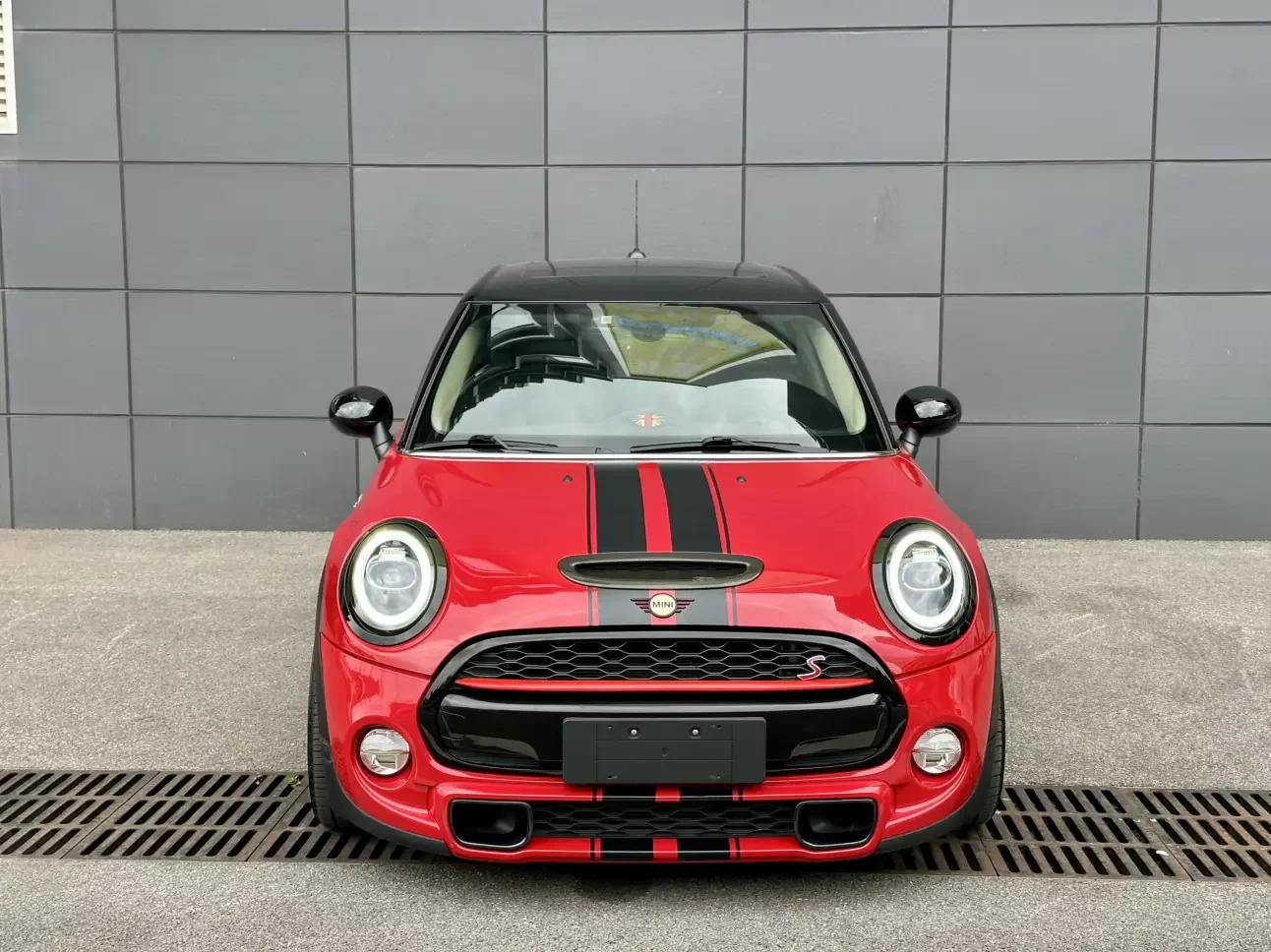 MINI MINI