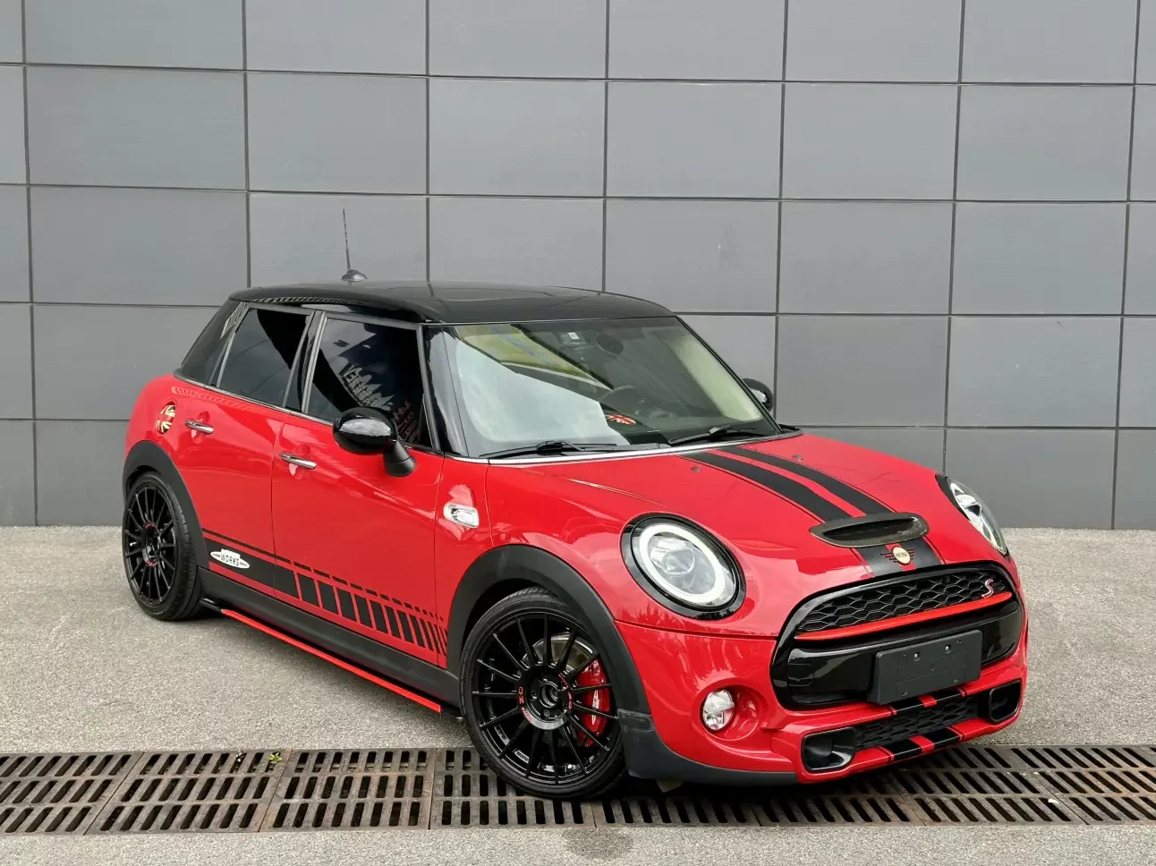 MINI MINI