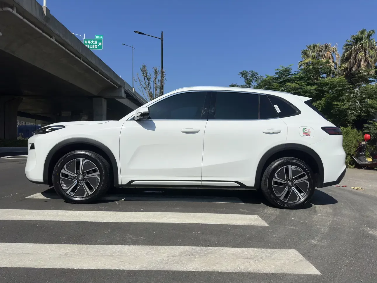 Geely Galaxy Starship 7 EM-i