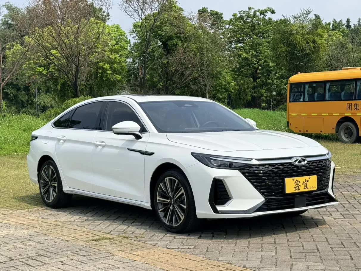 Chery Arrizo 8