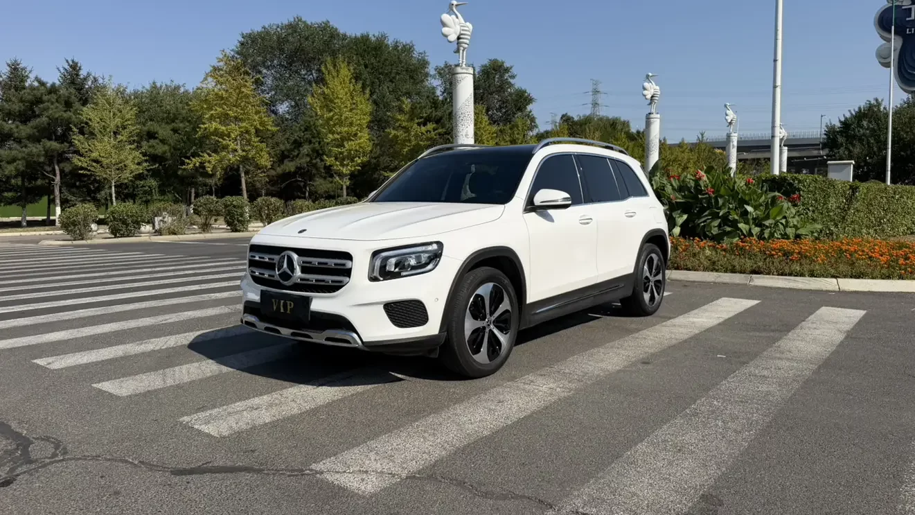Mercedes-Benz GLB