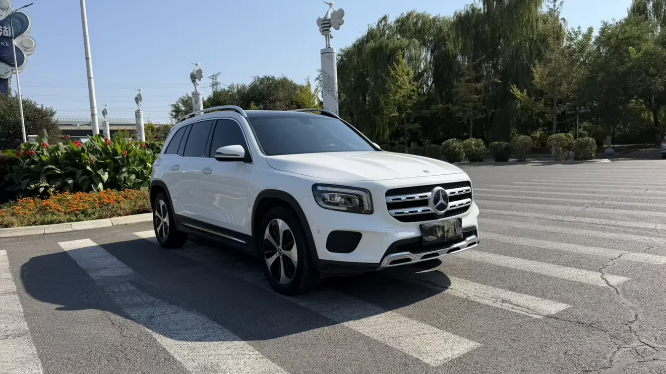 Mercedes-Benz GLB