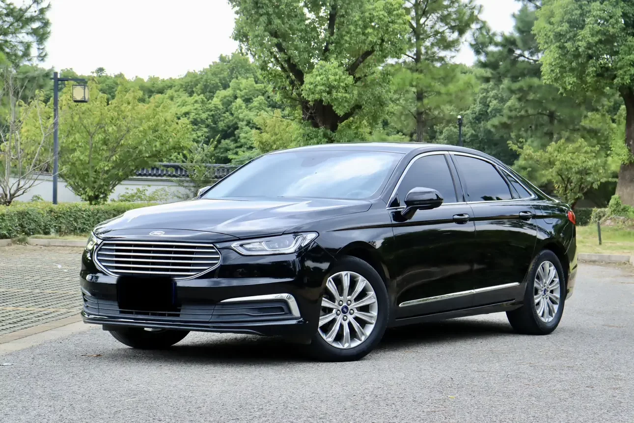 Ford Taurus