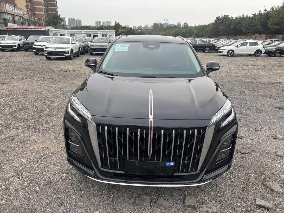 Hongqi HS3