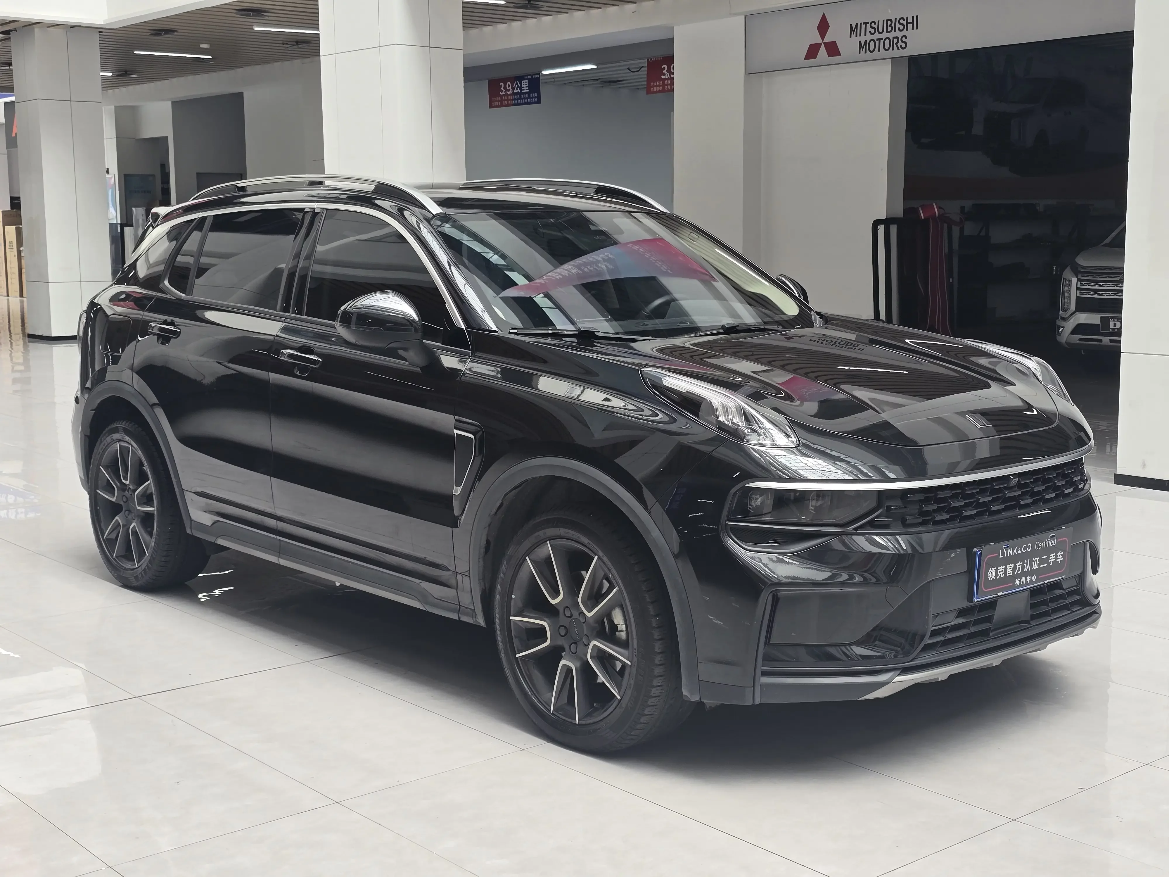 Lynk & Co 01