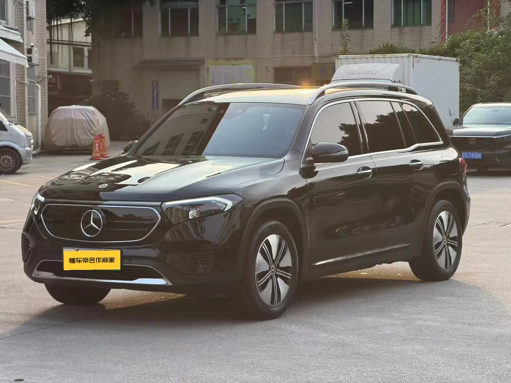 Mercedes-Benz EQB