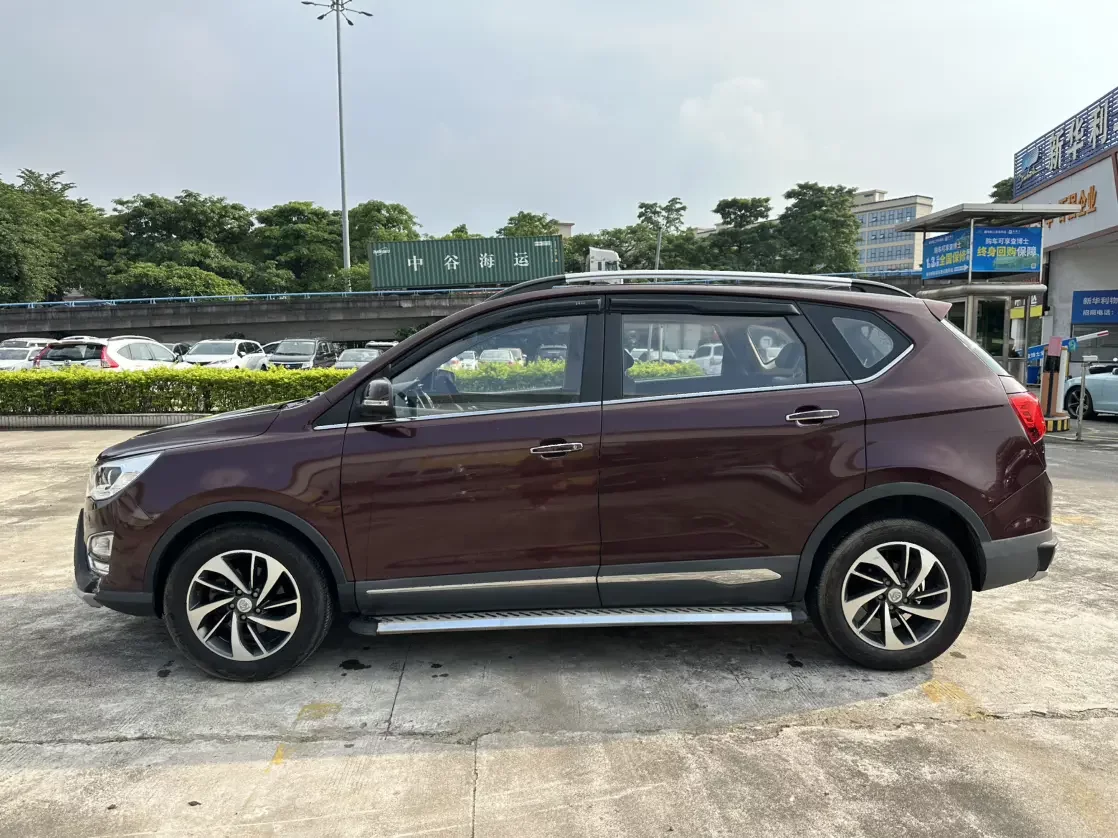 Baojun 560