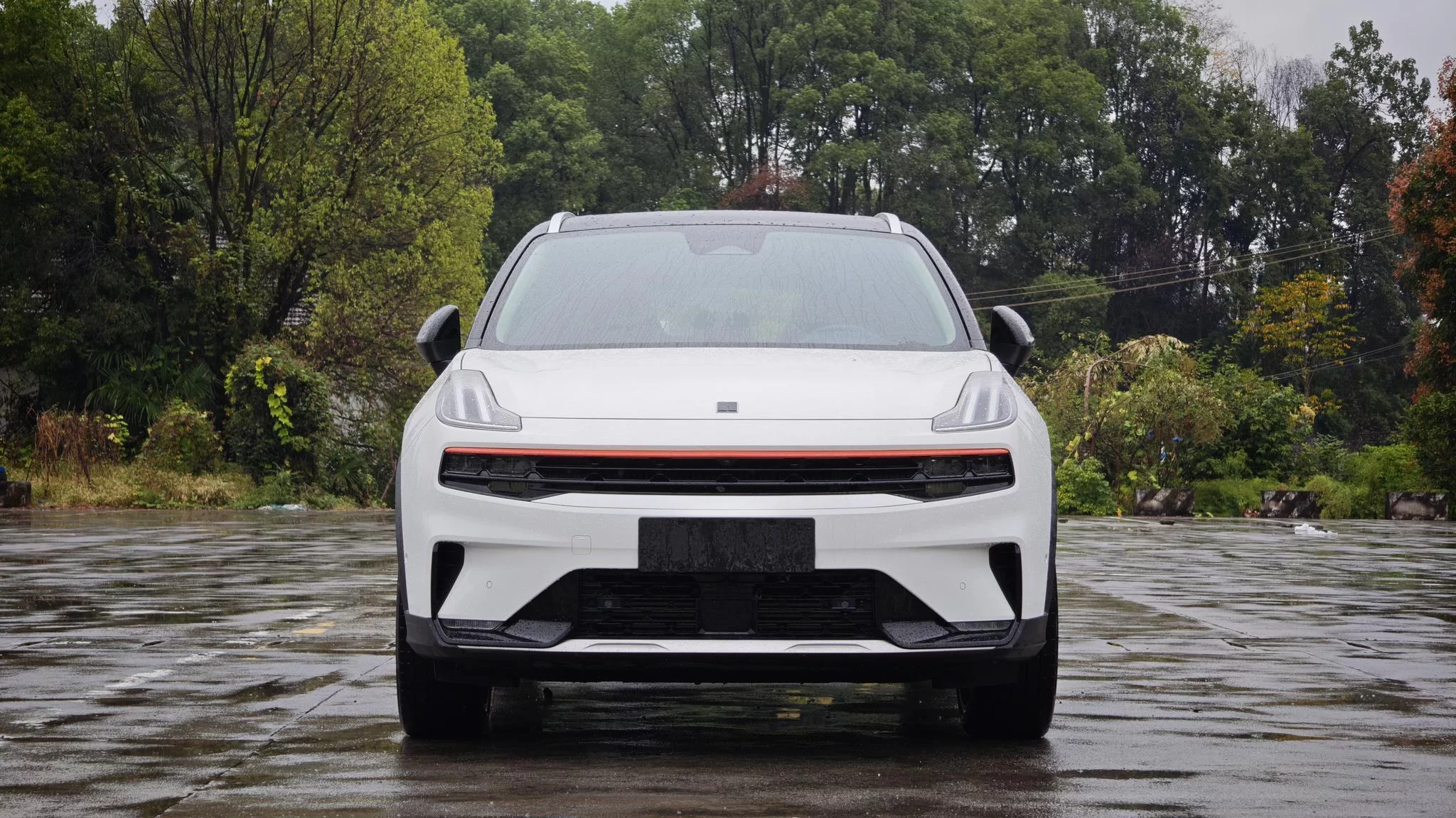 Lynk & Co 06