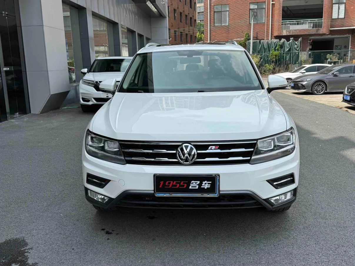 Volkswagen Tiguan L