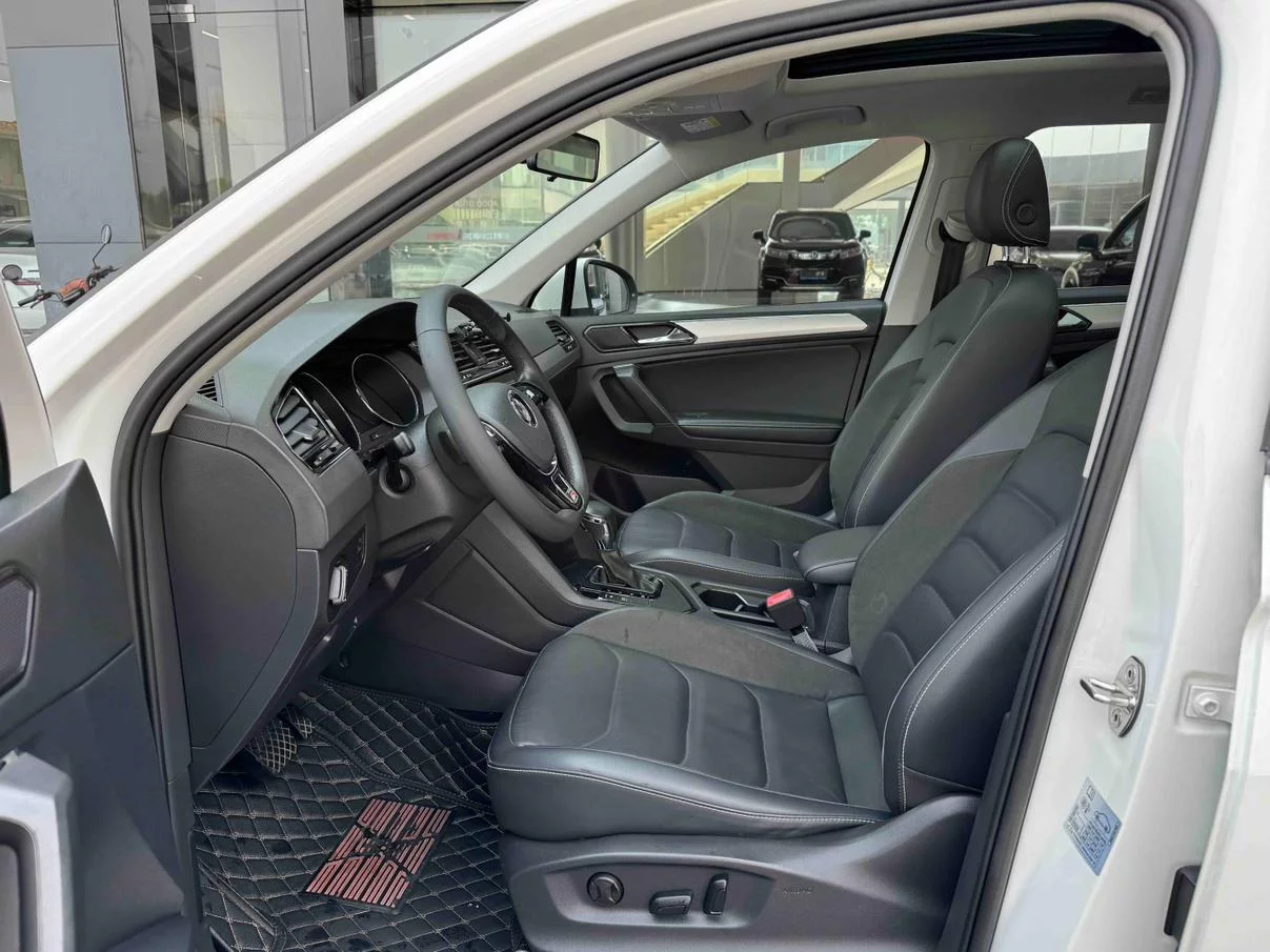 Volkswagen Tiguan L
