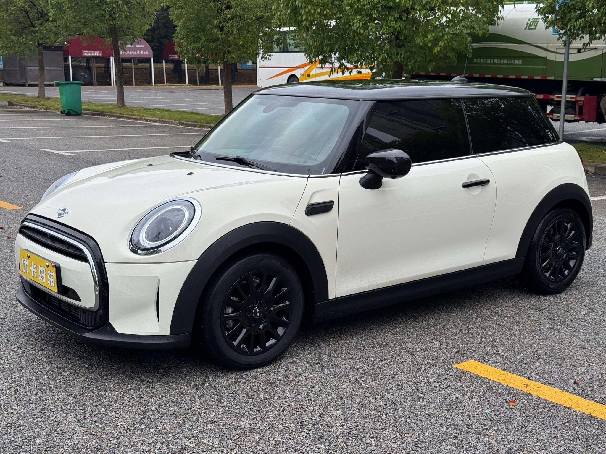 MINI MINI