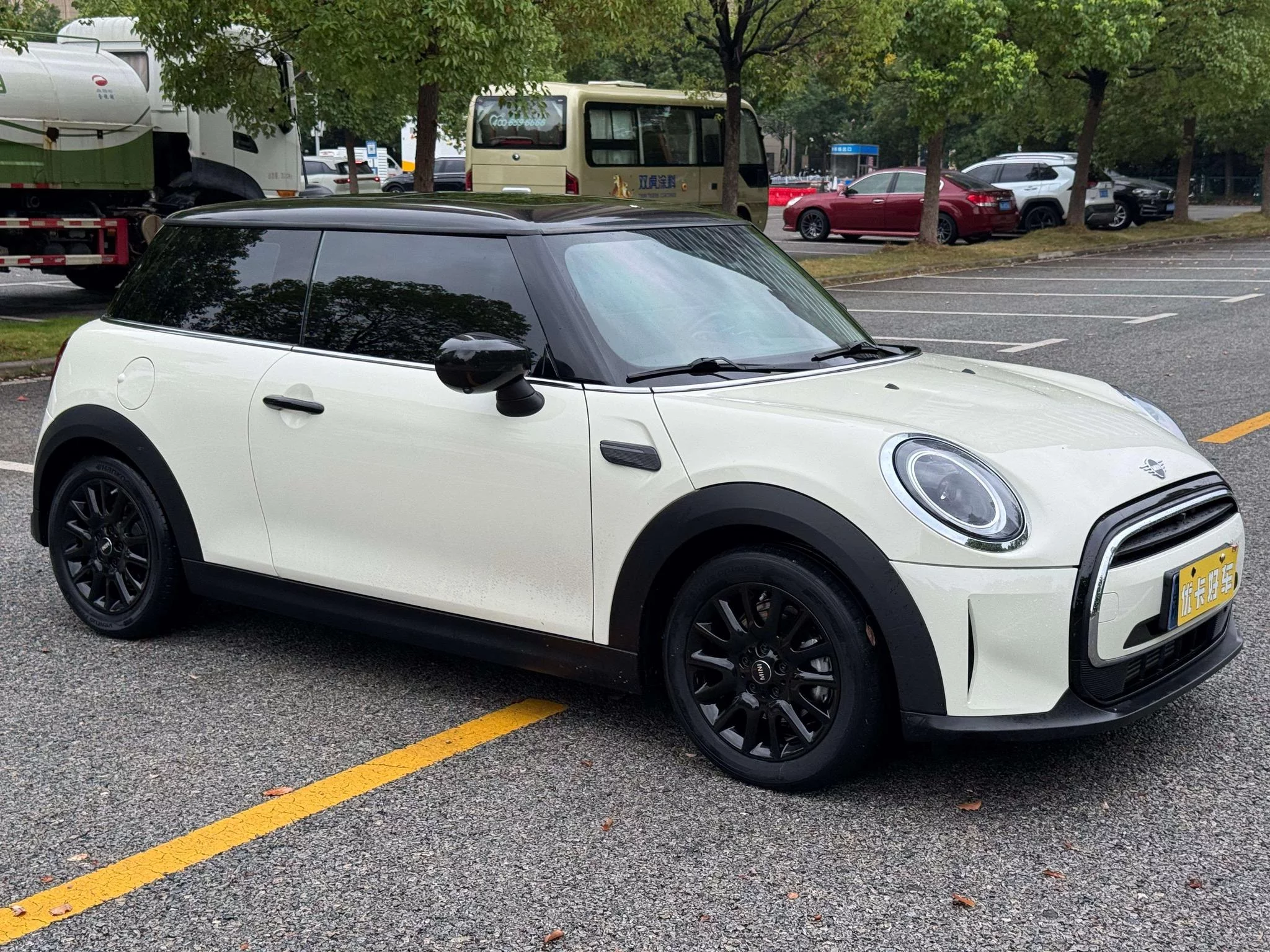 MINI MINI