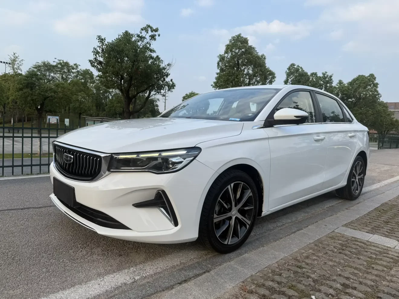 Geely Emgrand