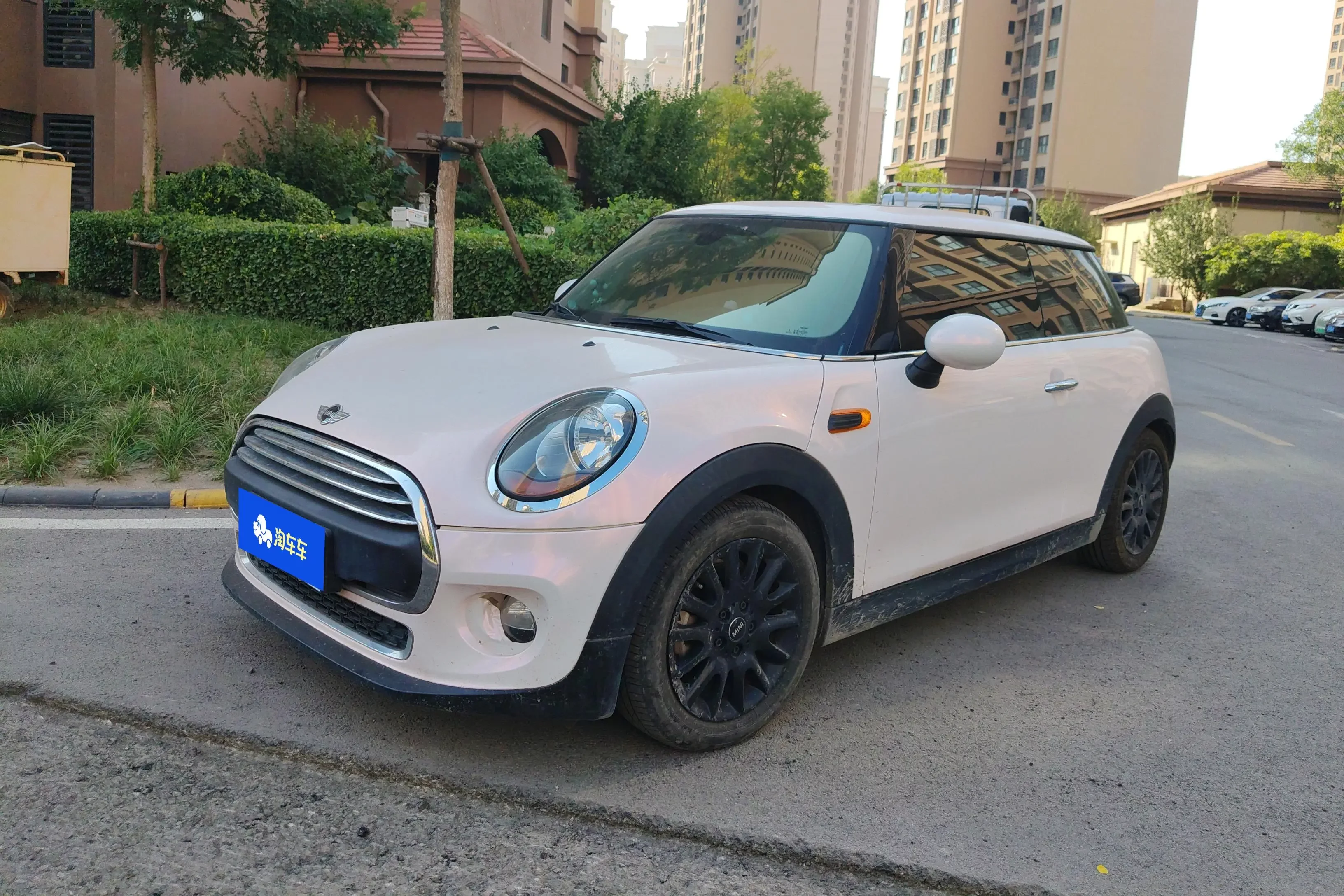 MINI MINI