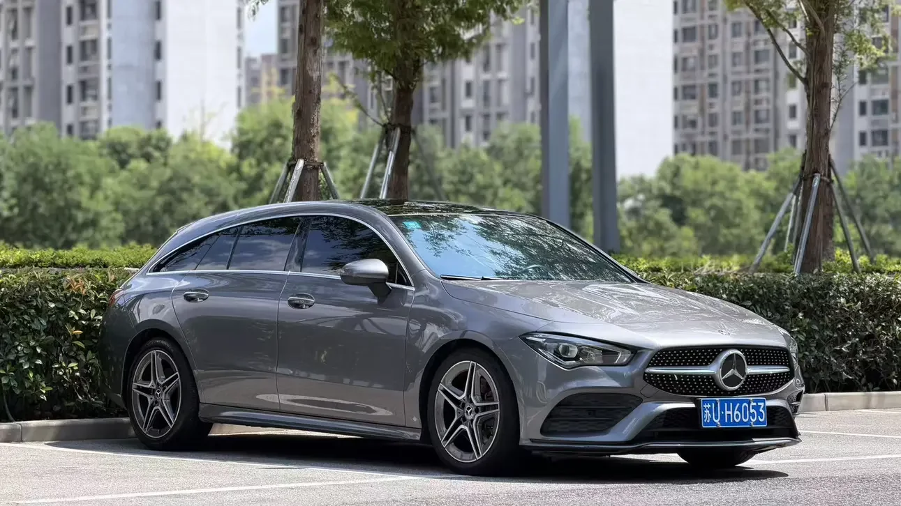 Mercedes-Benz CLA