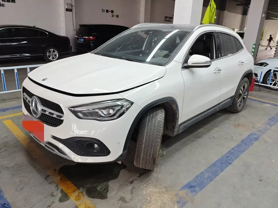 Mercedes-Benz GLA