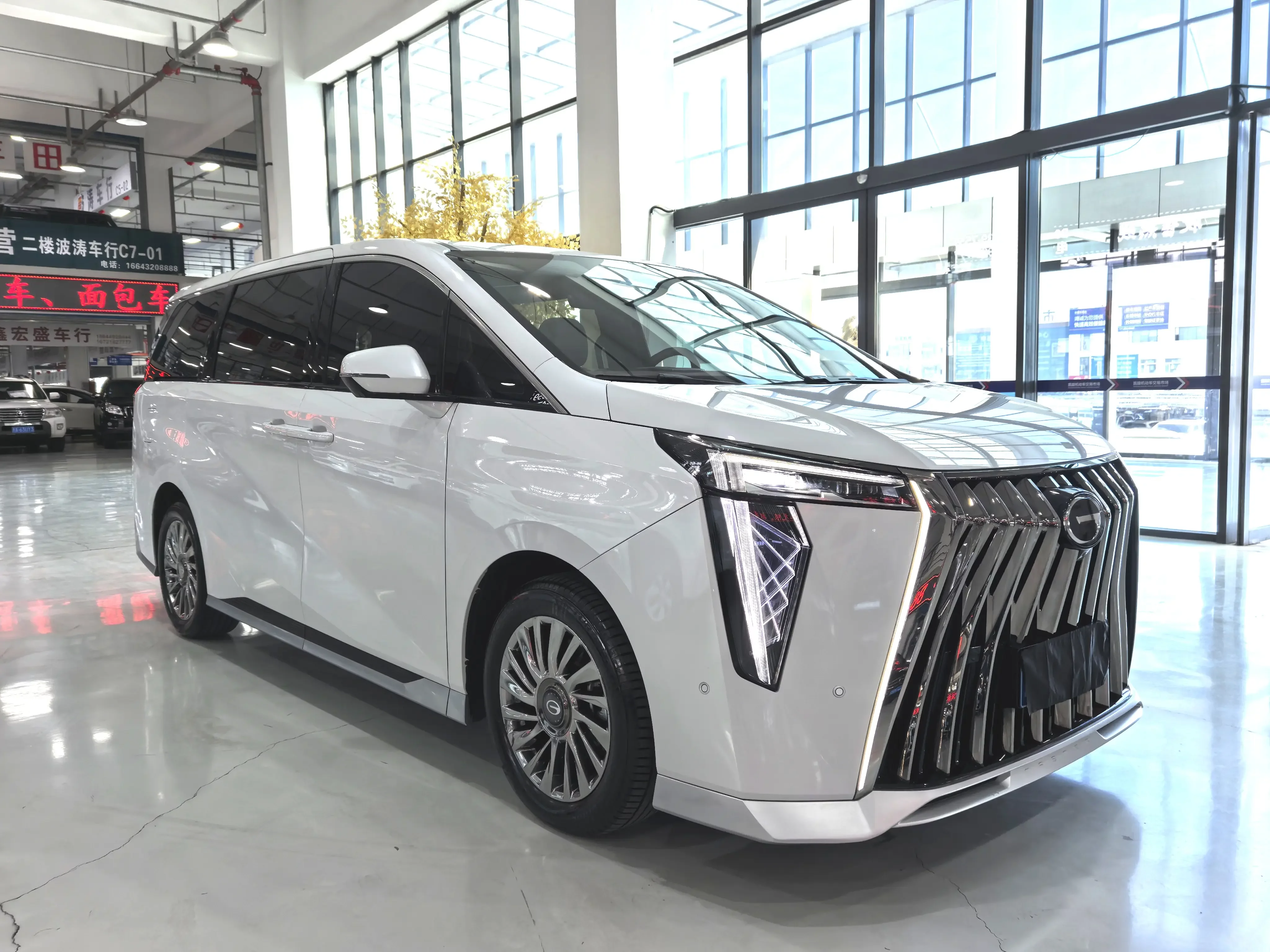 GAC Trumpchi M8