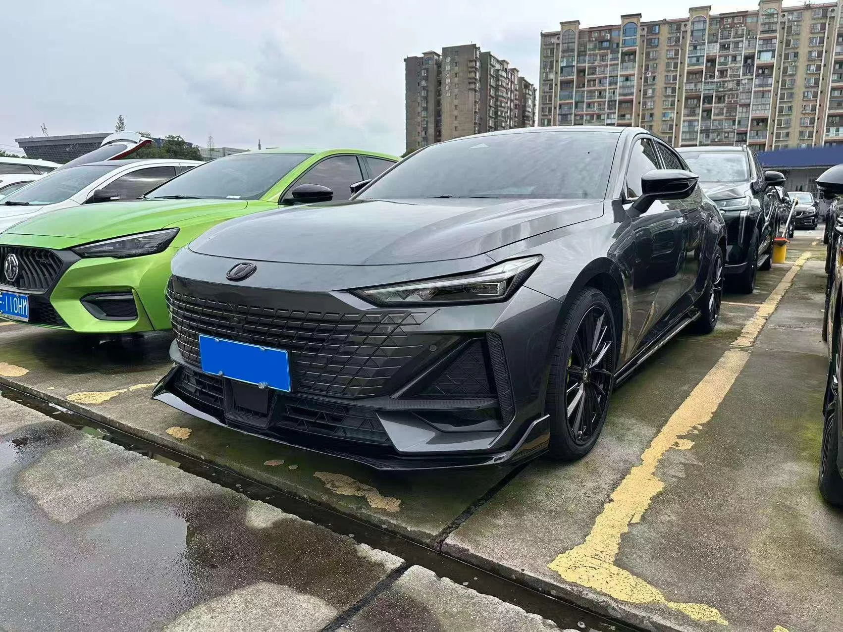 CHANGAN UNI-V
