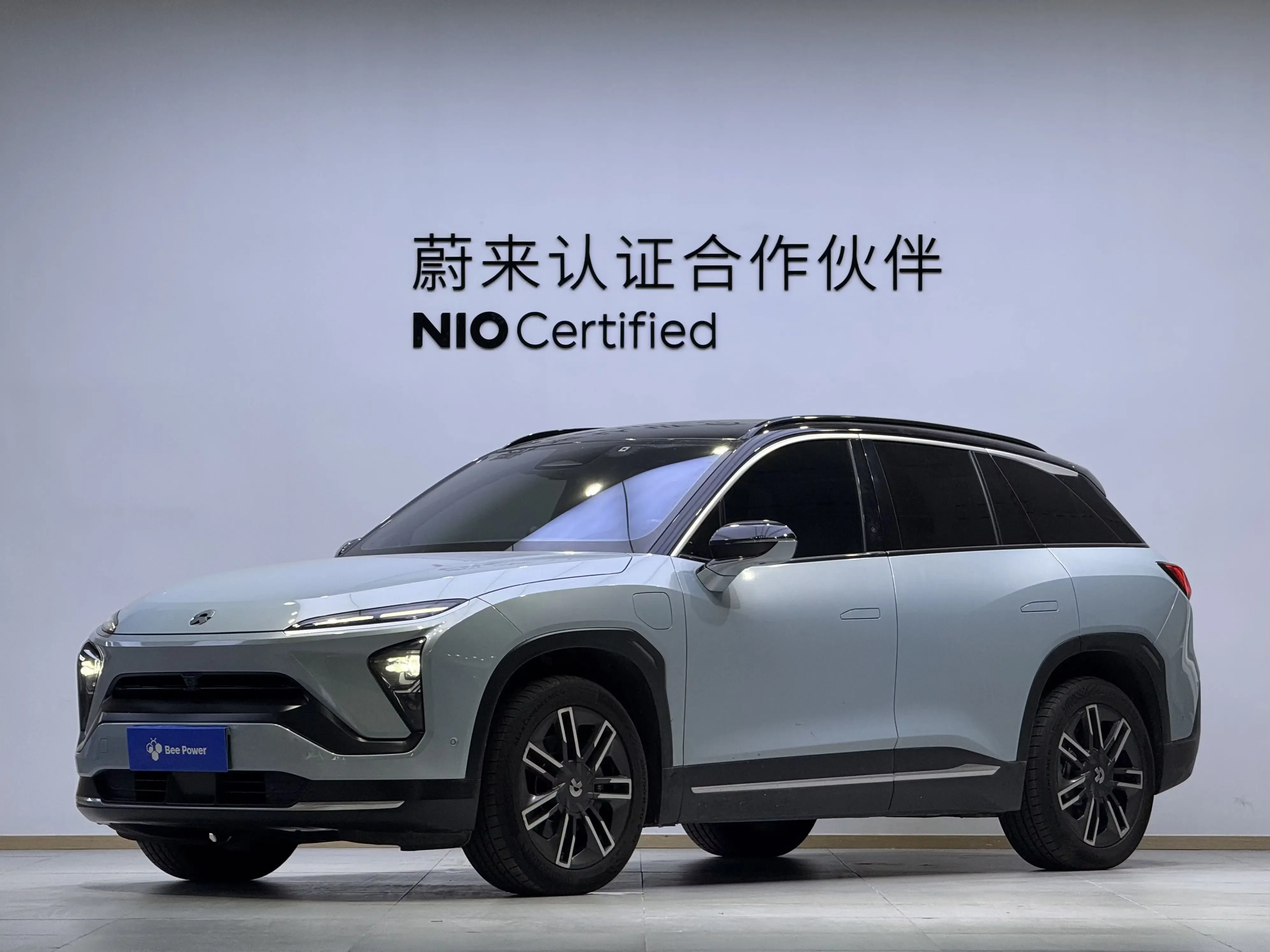 NIO ES6