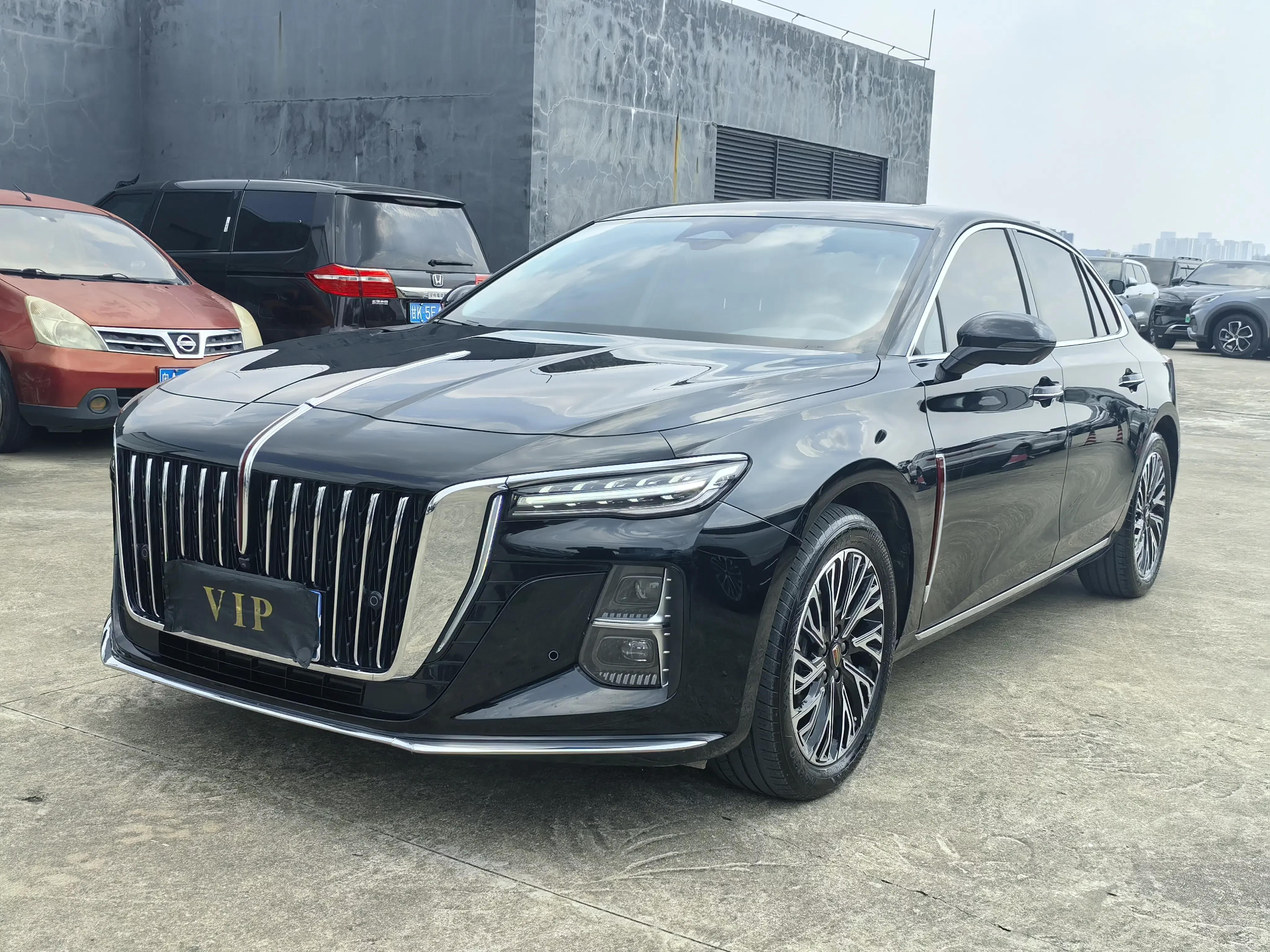 Hongqi H5