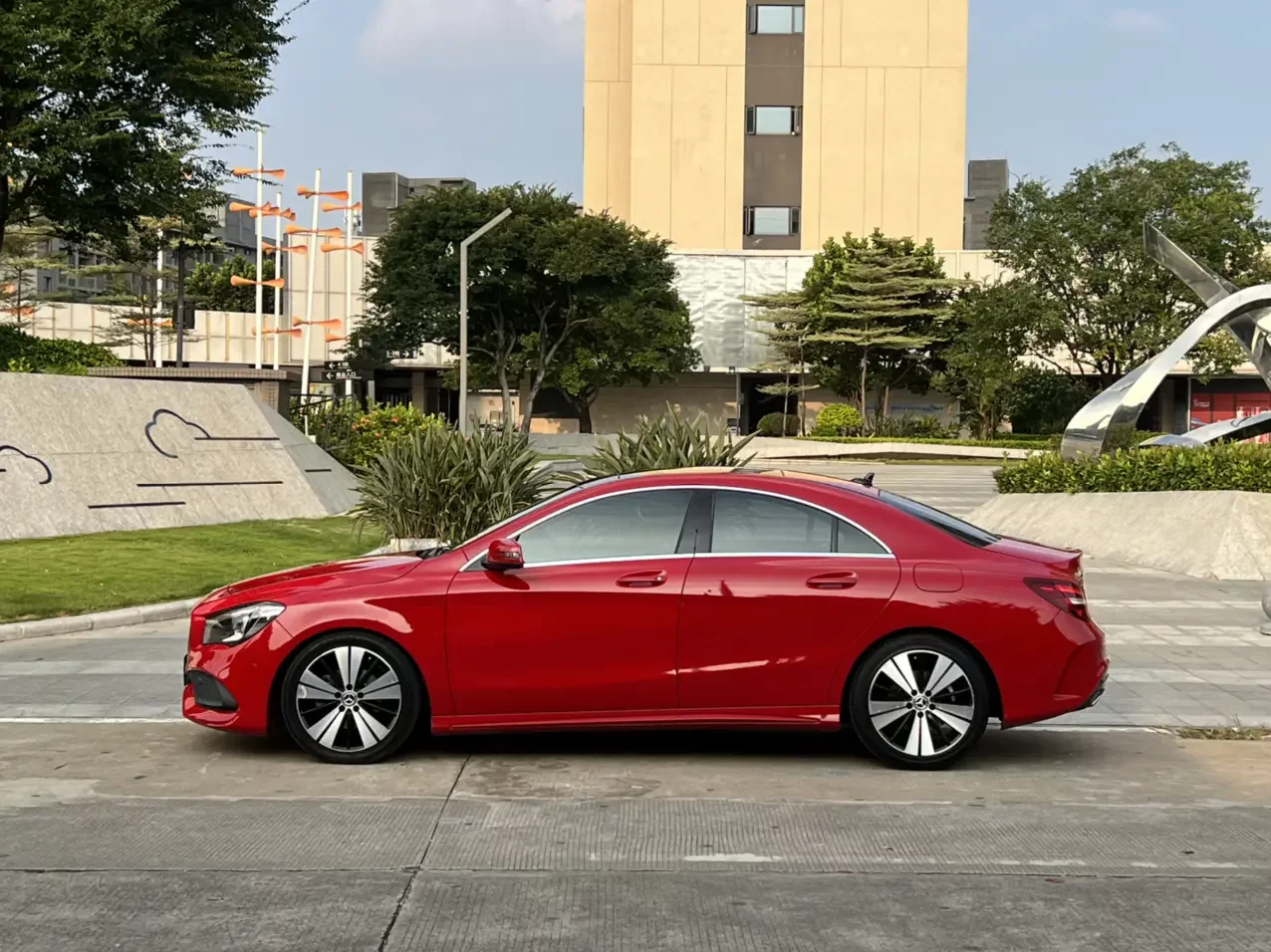 Mercedes-Benz CLA