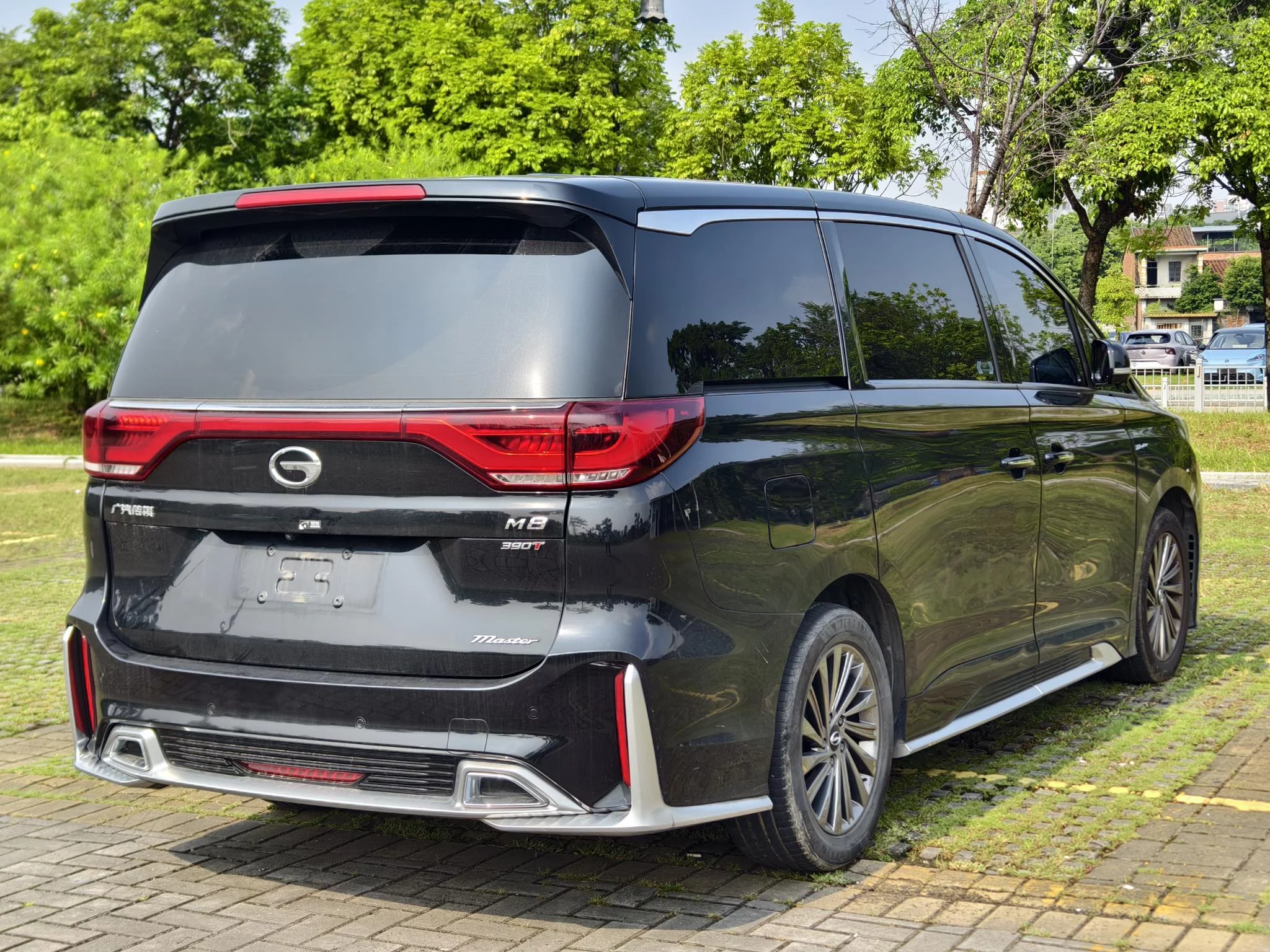 GAC Trumpchi M8