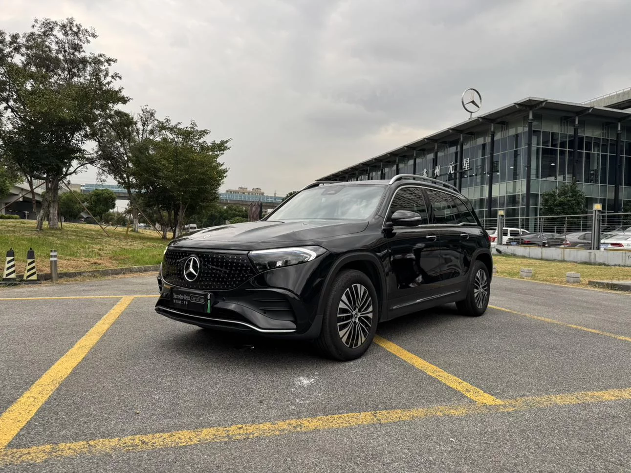 Mercedes-Benz EQB