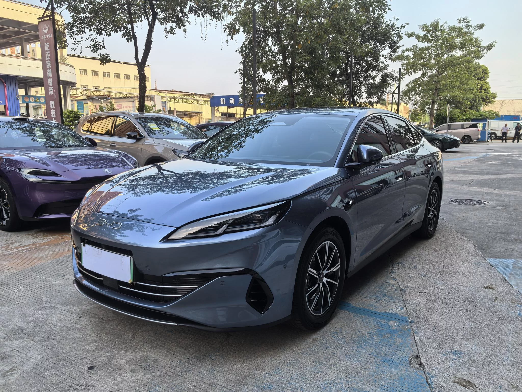BYD Seal 06DM