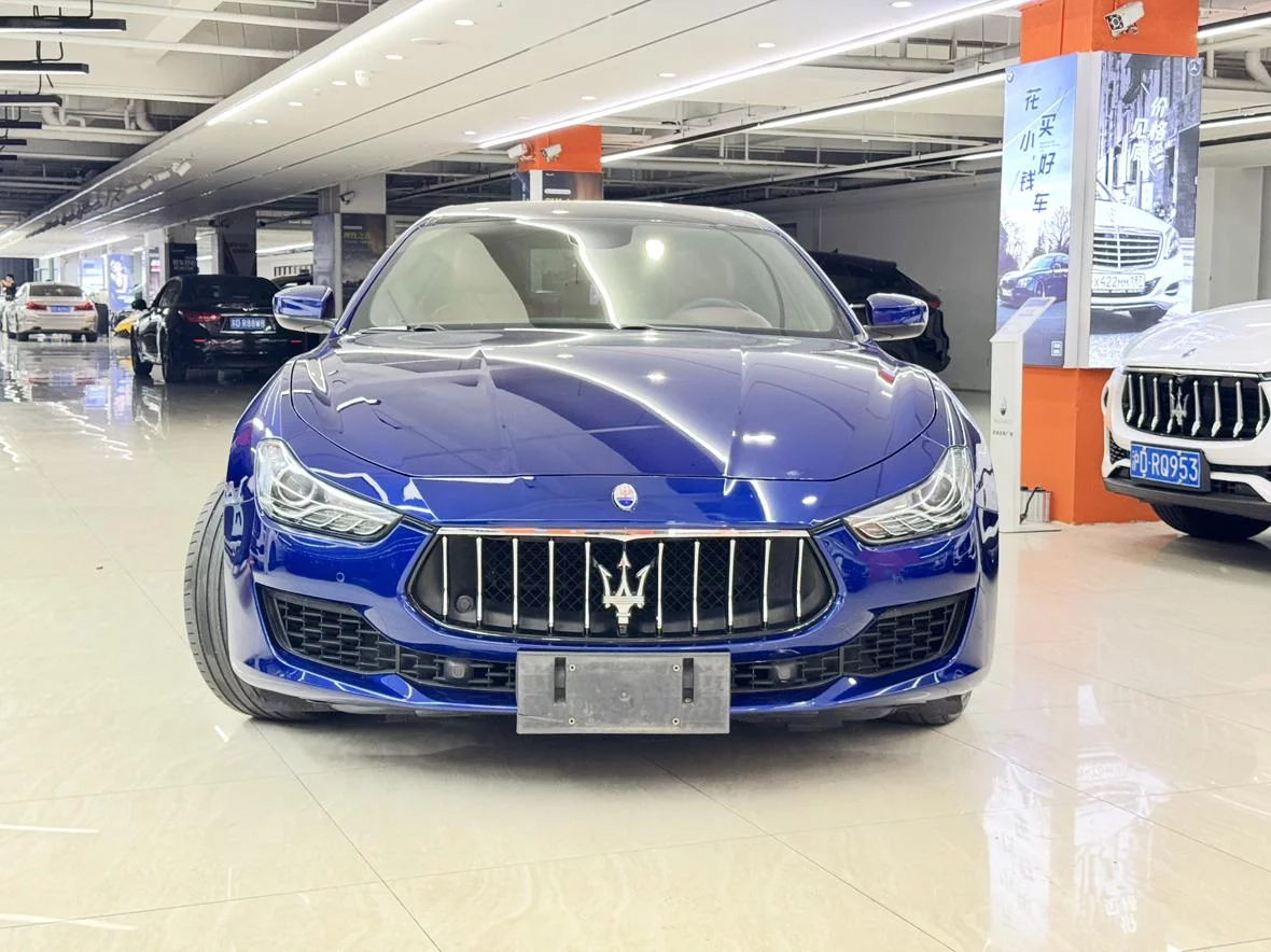 Maserati Ghibli  из Китая