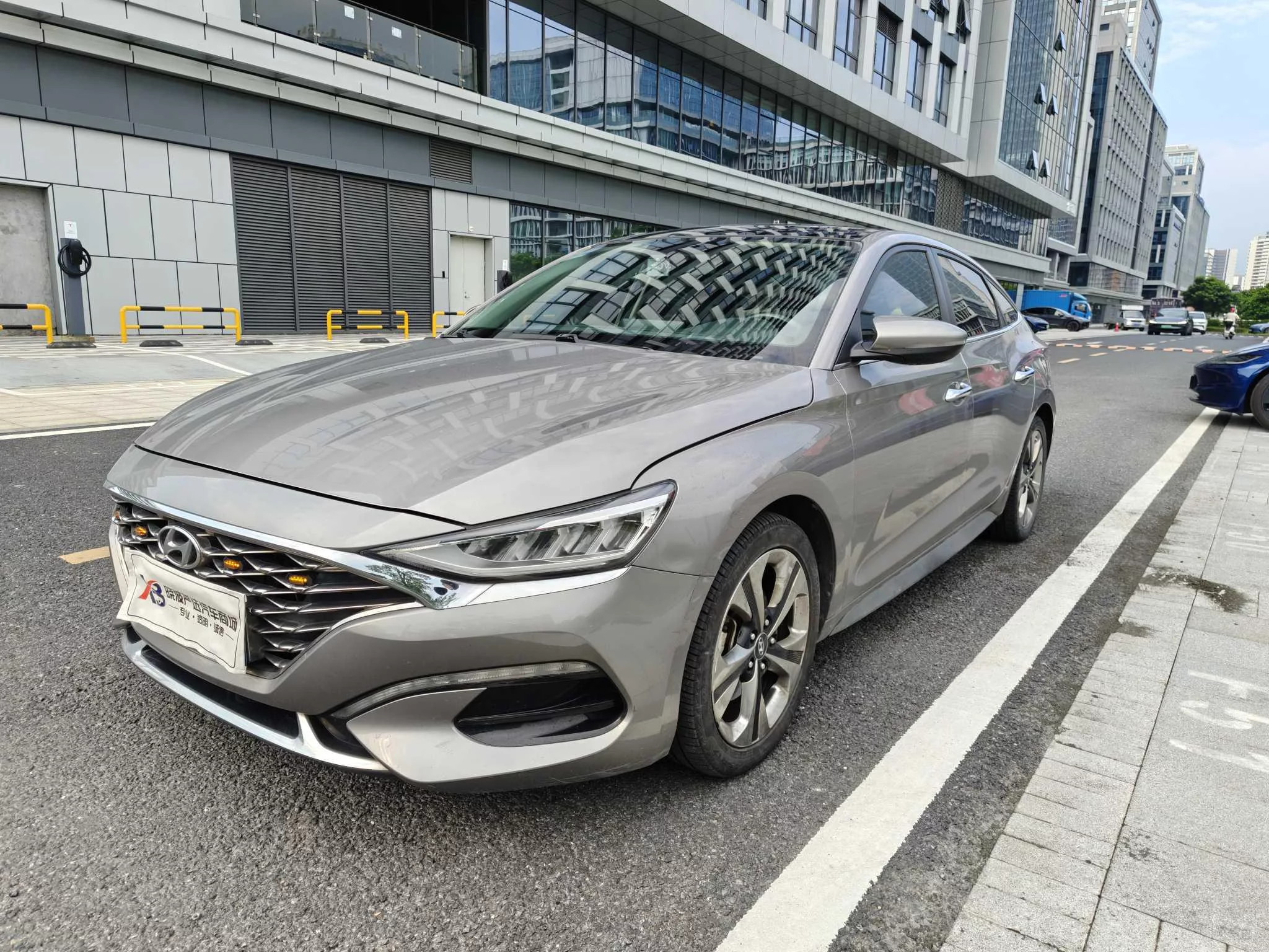Hyundai Lafesta